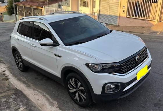 VOLKSWAGEN T-CROSS 1.4 250 TSI TOTAL FLEX HIGHLINE AUTOMÁTICO